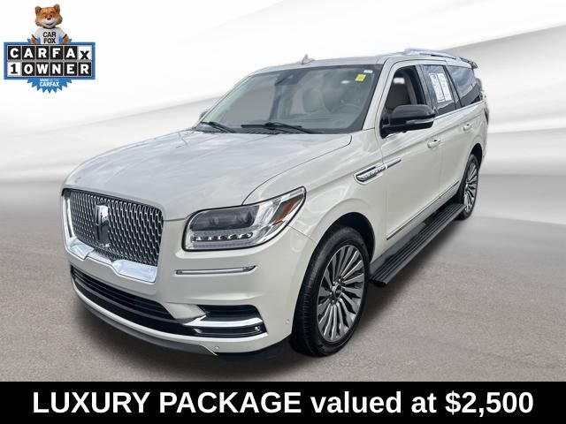 Used 2020 Lincoln Navigator Reserve w/ Luxury Package image 3
