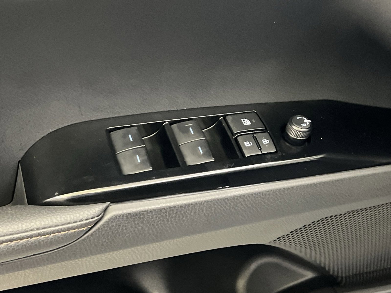 Used 2026 Toyota Camry XLE image 13