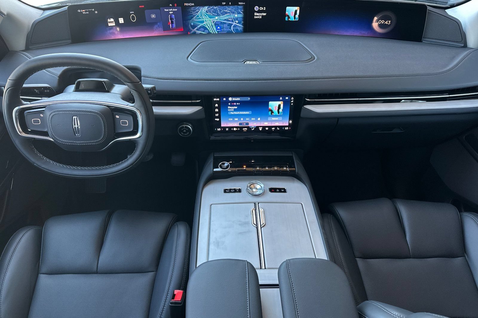 New 2027 Lincoln Navigator L Premier RWD image 12