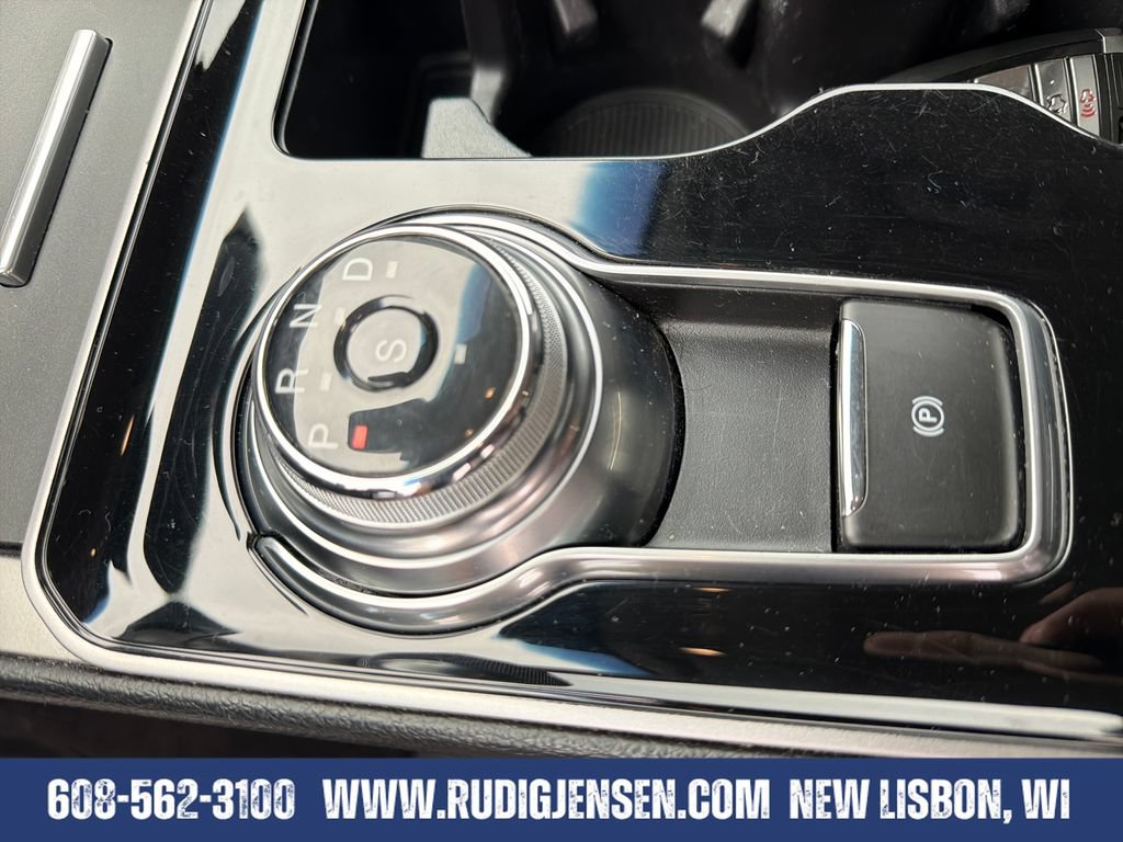 Used 2019 Ford Edge SEL w/ Equipment Group 201A AWD/4WD image 23