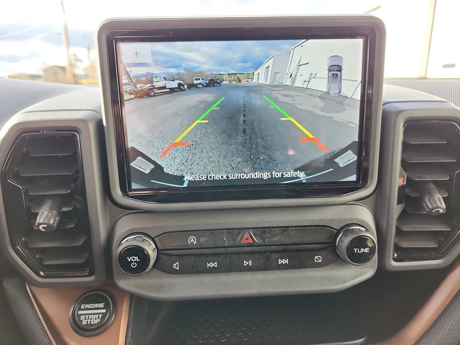 Used 2022 Ford Bronco Sport Outer Banks w/ Tech Package image 14