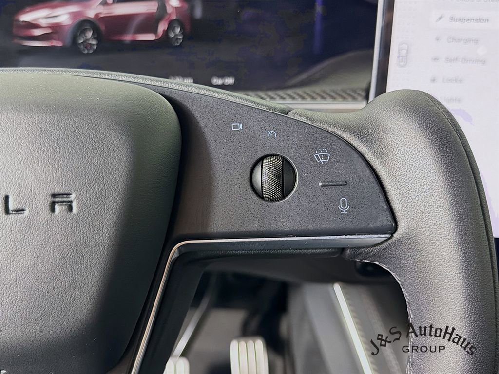 Used 2023 Tesla Model X Plaid image 14