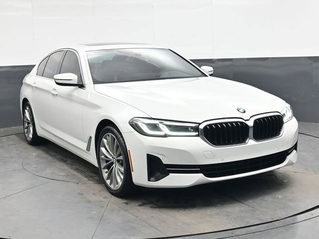 Used 2023 BMW 530i w/ Convenience Package RWD image 2