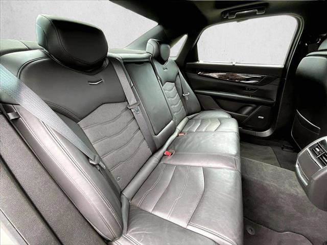 Used 2018 Cadillac CT6 Luxury image 29