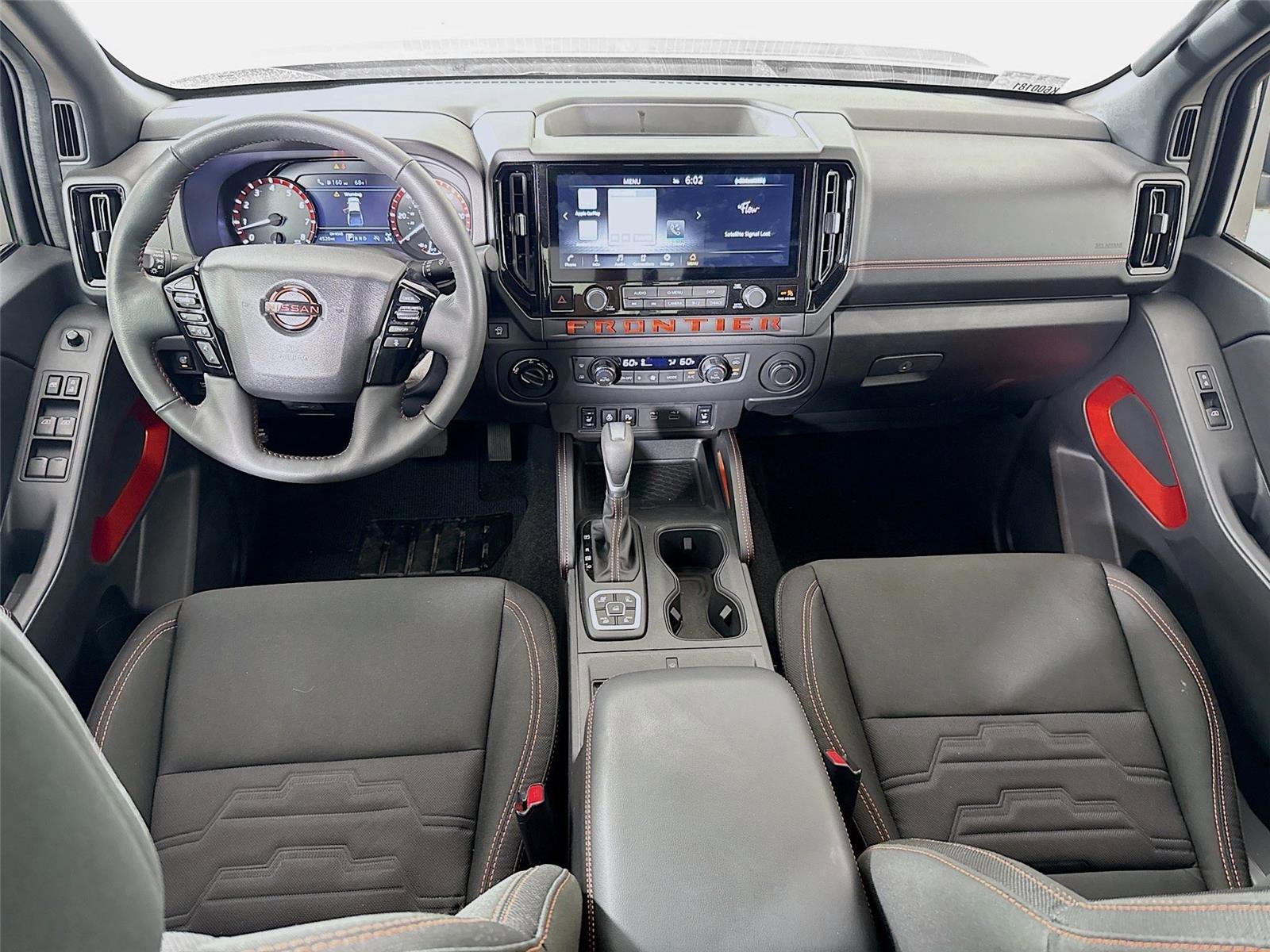 Used 2026 Nissan Frontier PRO-4X w/ Pro-4x Convenience Package AWD/4WD image 3