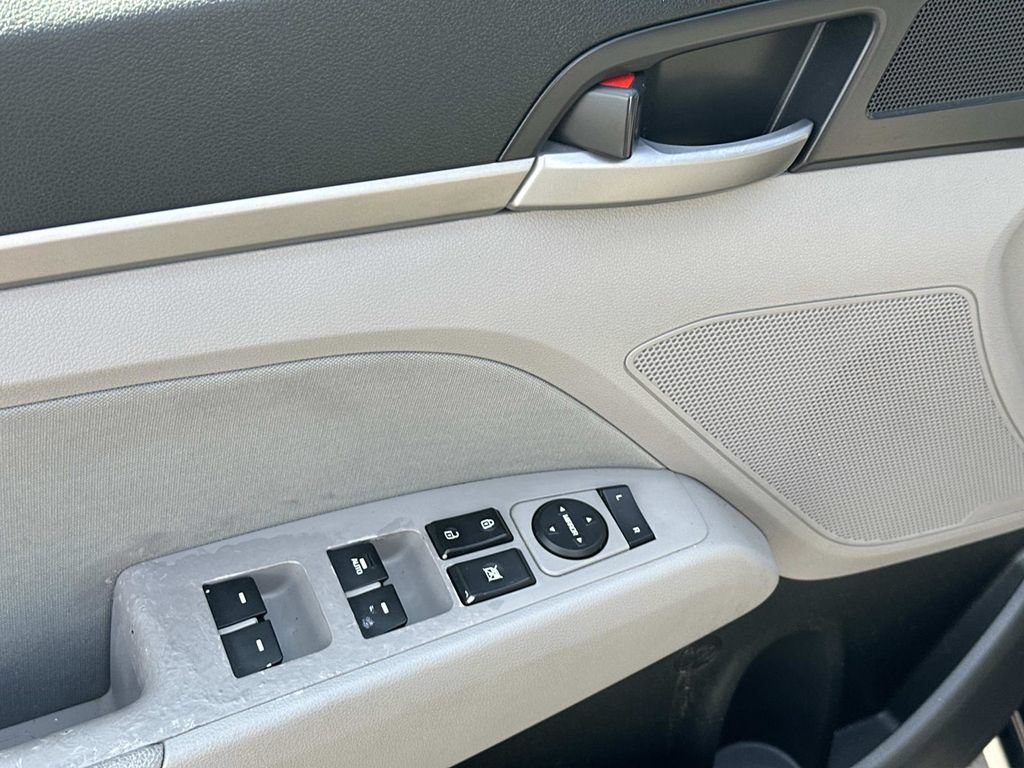 Used 2018 Hyundai Elantra Value Edition FWD image 16