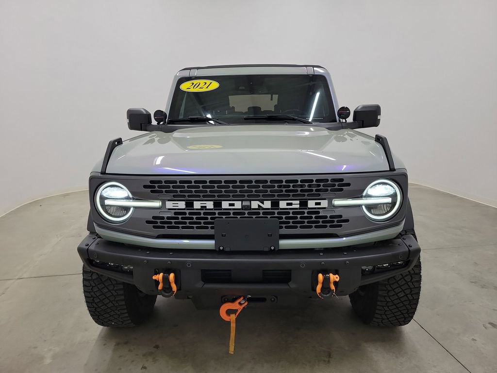 Used 2021 Ford Bronco Badlands image 2