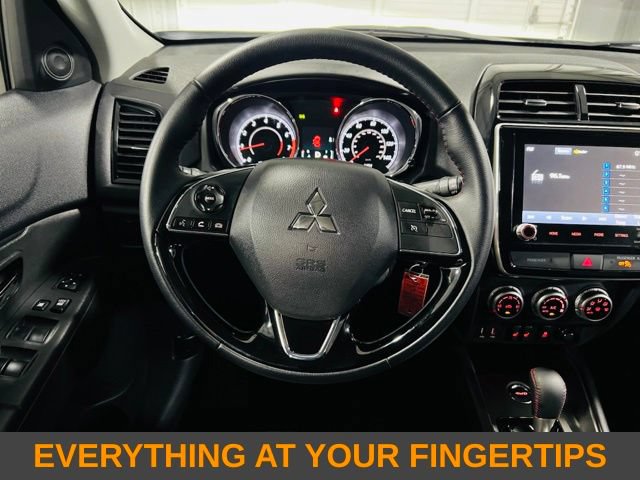 Used 2026 Mitsubishi Outlander Sport LE AWD/4WD image 5