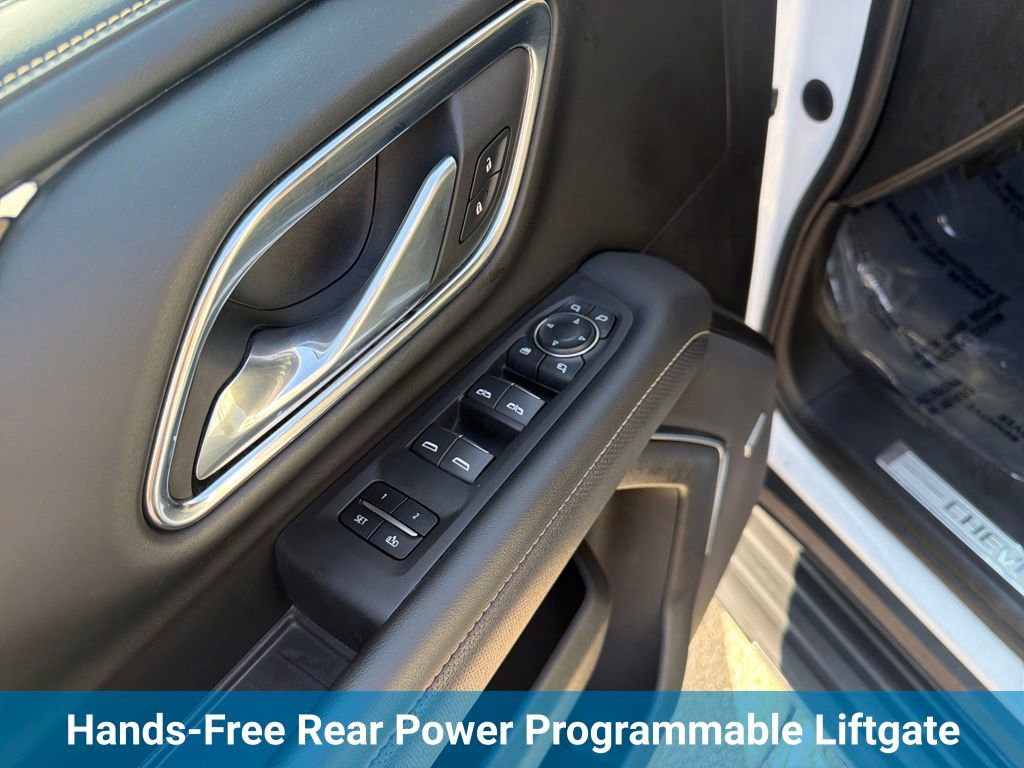 Used 2023 Chevrolet Suburban Premier image 15