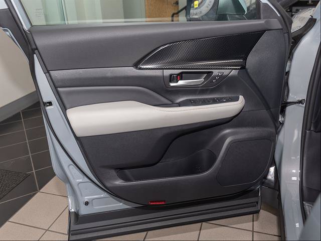 New 2026 Toyota Grand Highlander AWD Hybrid image 9