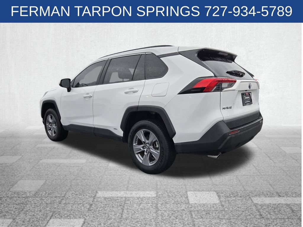 Used 2024 Toyota RAV4 LE AWD/4WD image 7