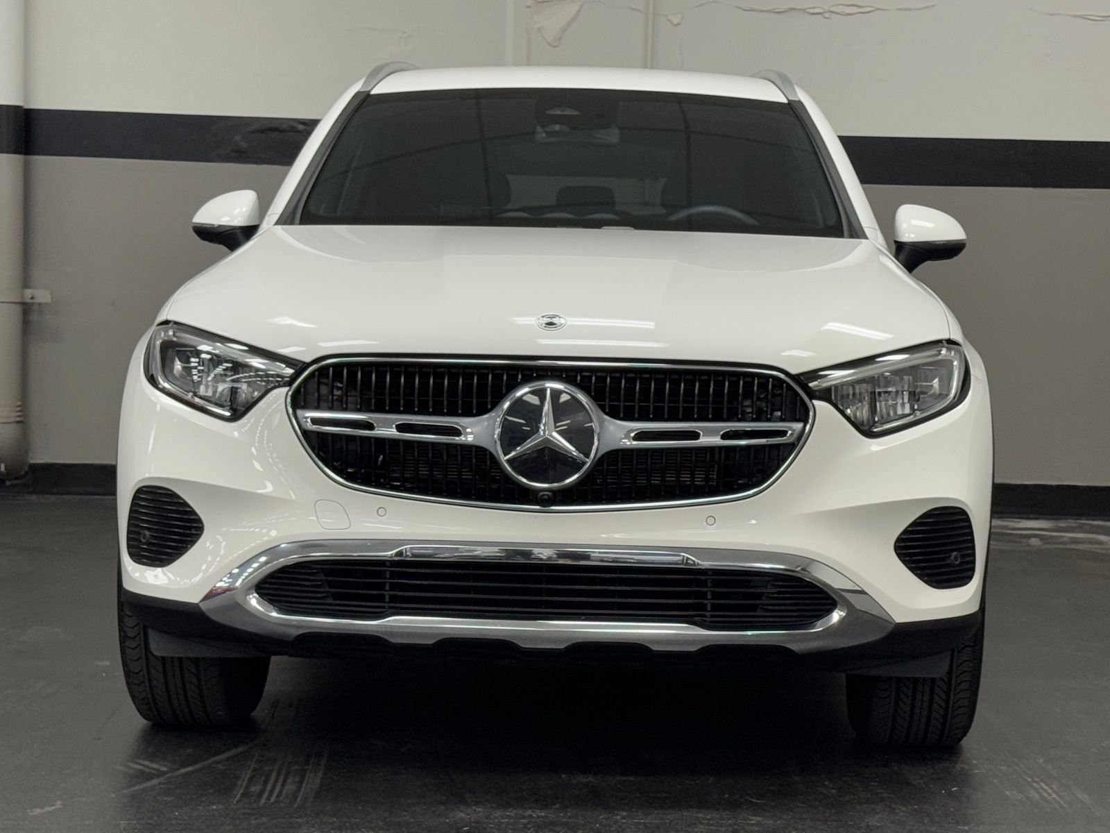 Used 2023 Mercedes-Benz GLC 300 image 6
