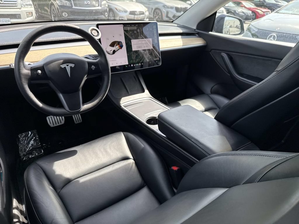 Used 2022 Tesla Model Y Performance AWD/4WD image 10