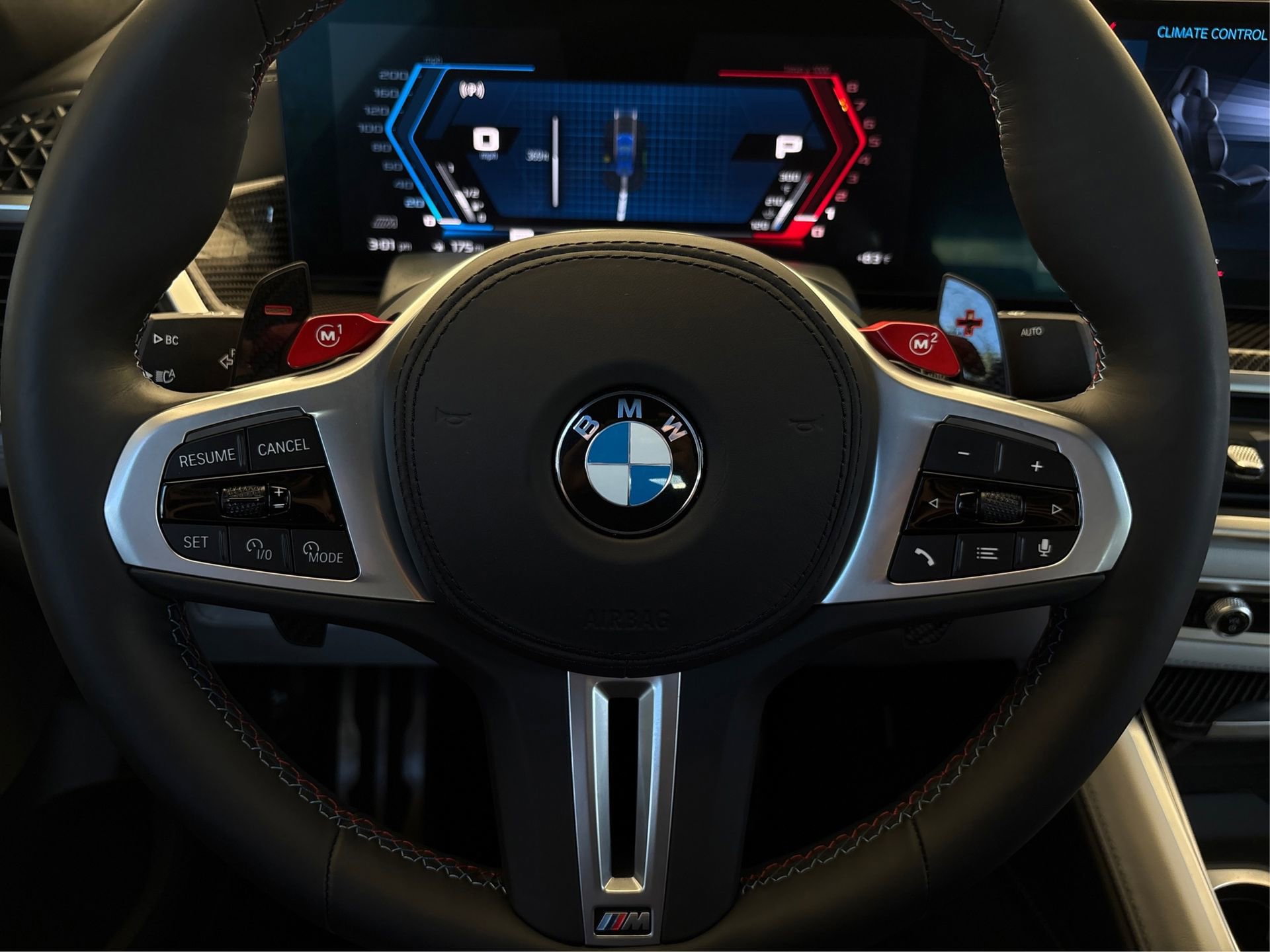 Used 2025 BMW X6 M Competition w/ Executive Package image 19