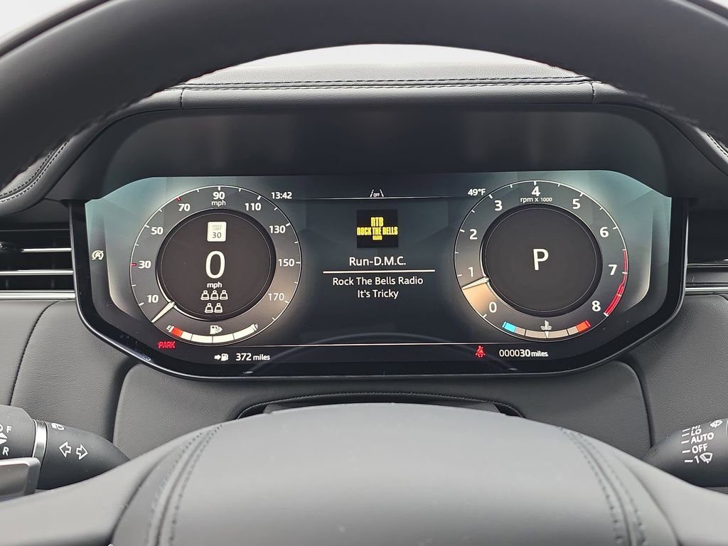 New 2025 Land Rover Range Rover Long Wheelbase SE image 19