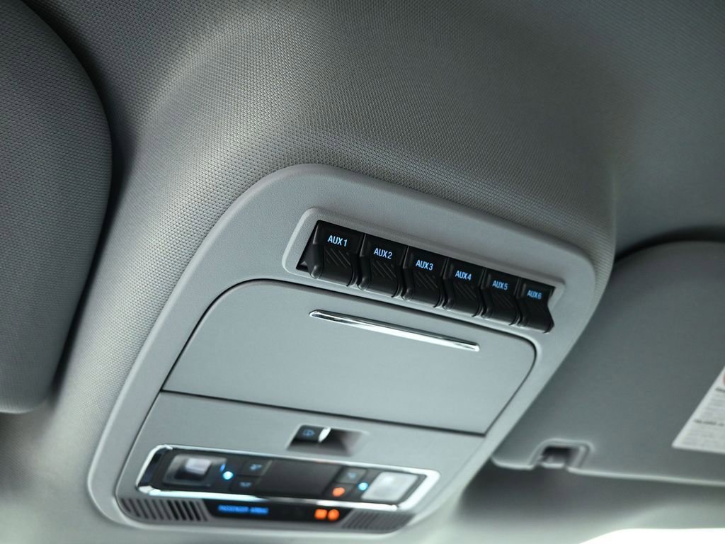 Used 2024 Ford F350 Lariat w/ Lariat Ultimate Package image 19