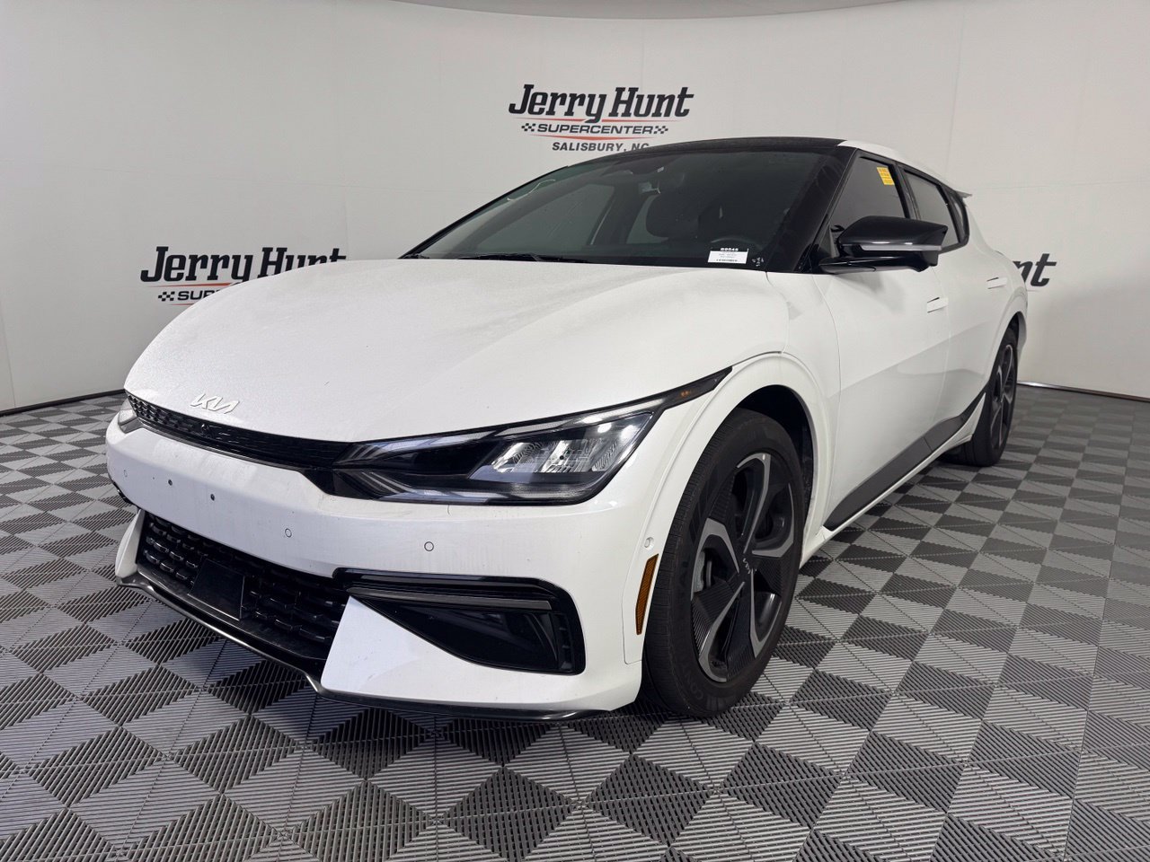 Used 2023 Kia EV6 GT-Line w/ GT-Line Suede Seat Package AWD/4WD image 1