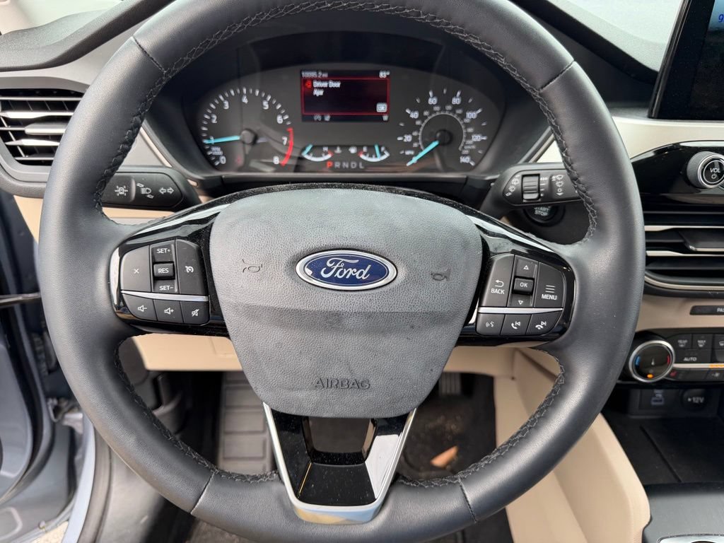 Used 2022 Ford Escape SEL FWD image 26