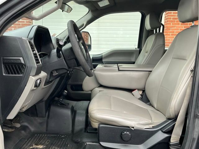 Used 2019 Ford F550 4x4 Crew Cab Super Duty w/ Power Equipment Group image 19