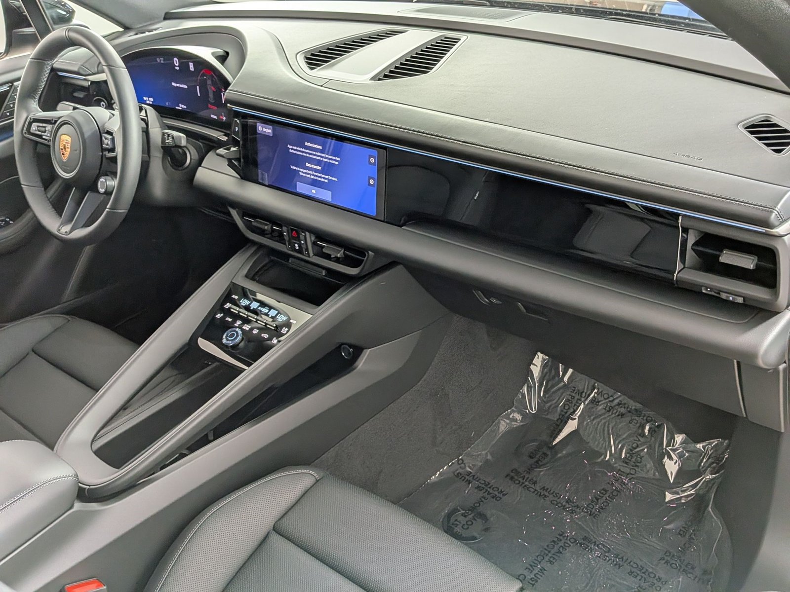 New 2026 Porsche Macan Electric RWD image 25