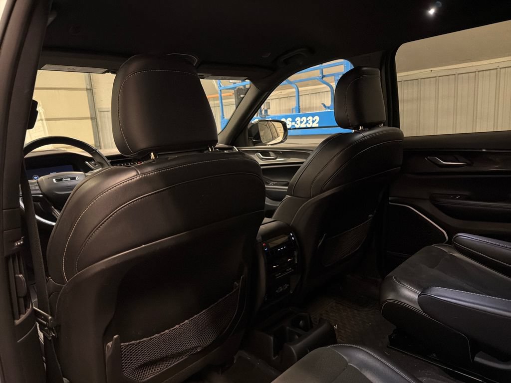 Used 2021 Jeep Grand Cherokee L Laredo AWD/4WD image 34
