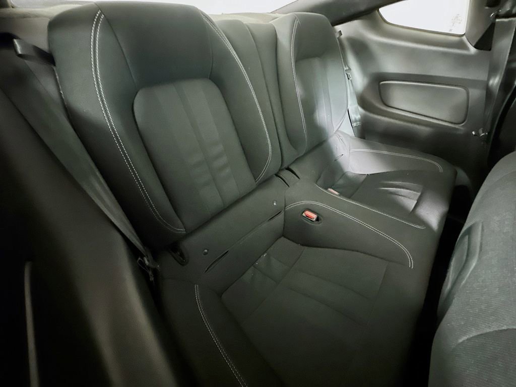 Used 2022 Ford Mustang GT RWD image 31