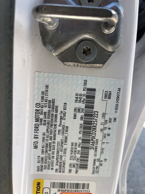 Used 2019 Ford Fusion SEL FWD image 27