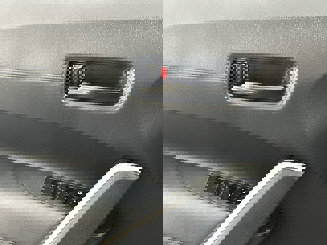 Used 2023 Toyota Corolla Cross LE image 18