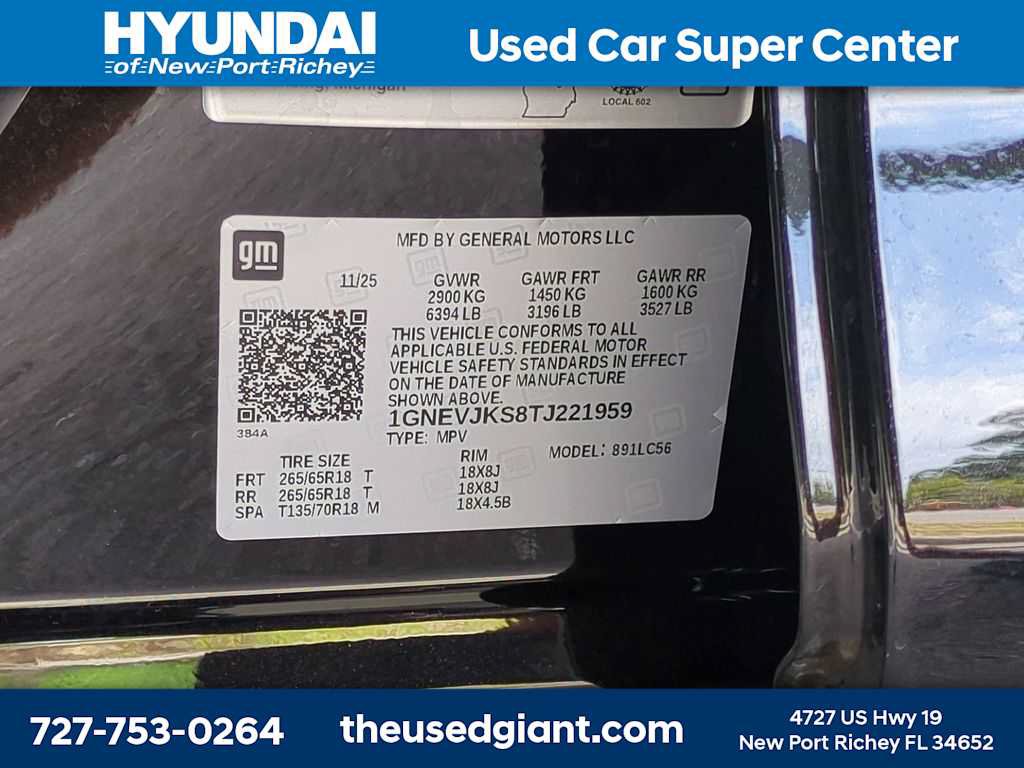 Used 2026 Chevrolet Traverse Z71 w/ LPO, Floor Liner Package AWD/4WD image 36