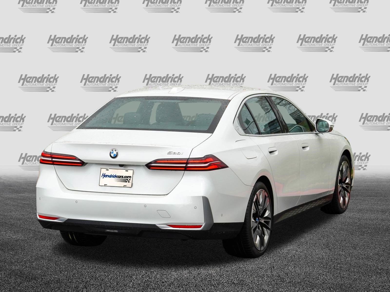 Certified 2024 BMW 530i 530i image 8