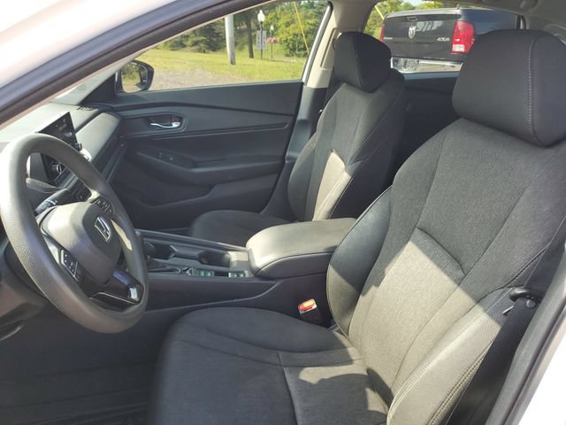 Used 2023 Honda Accord EX image 14