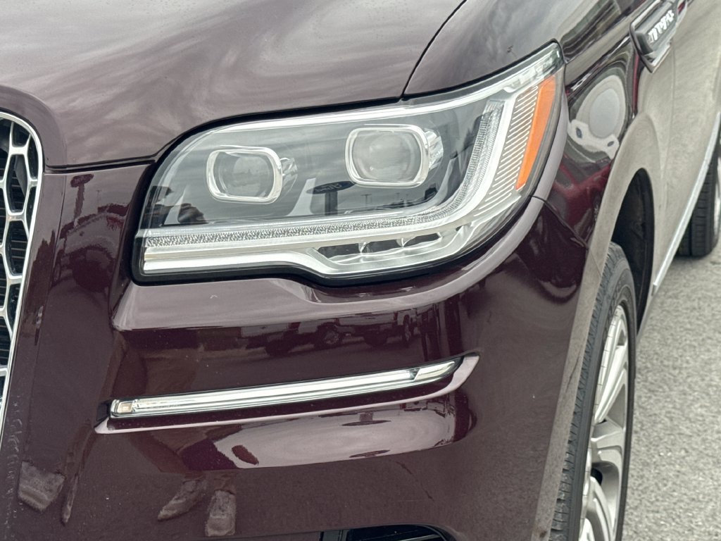 Used 2024 Lincoln Navigator Reserve AWD/4WD image 17