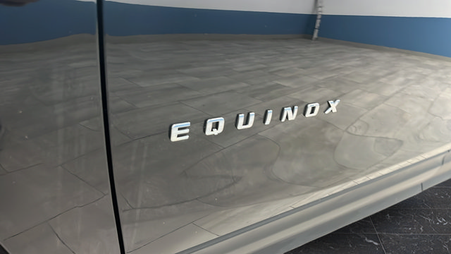 Used 2020 Chevrolet Equinox LT AWD/4WD image 36