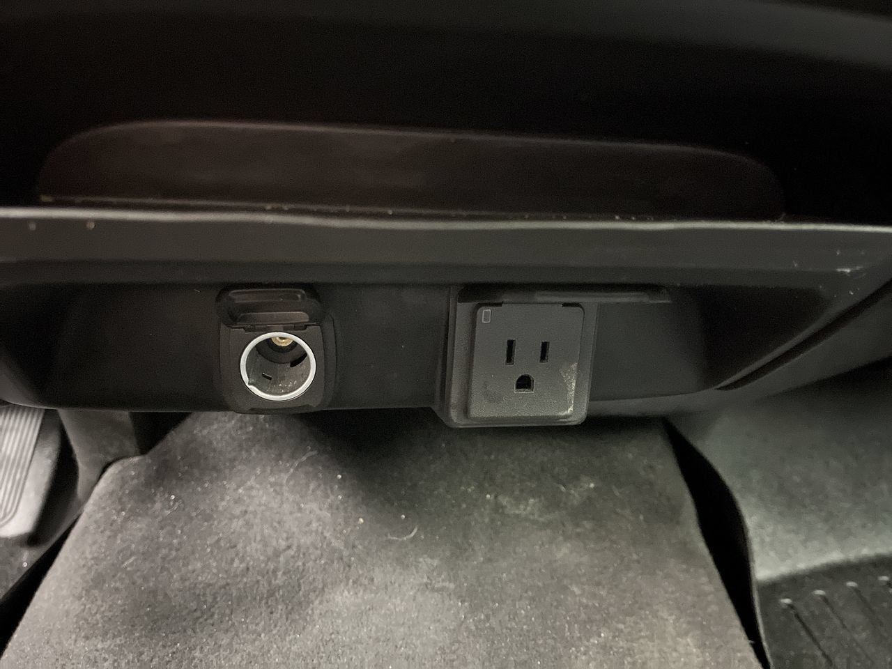 Used 2019 Chevrolet Tahoe LS AWD/4WD image 22