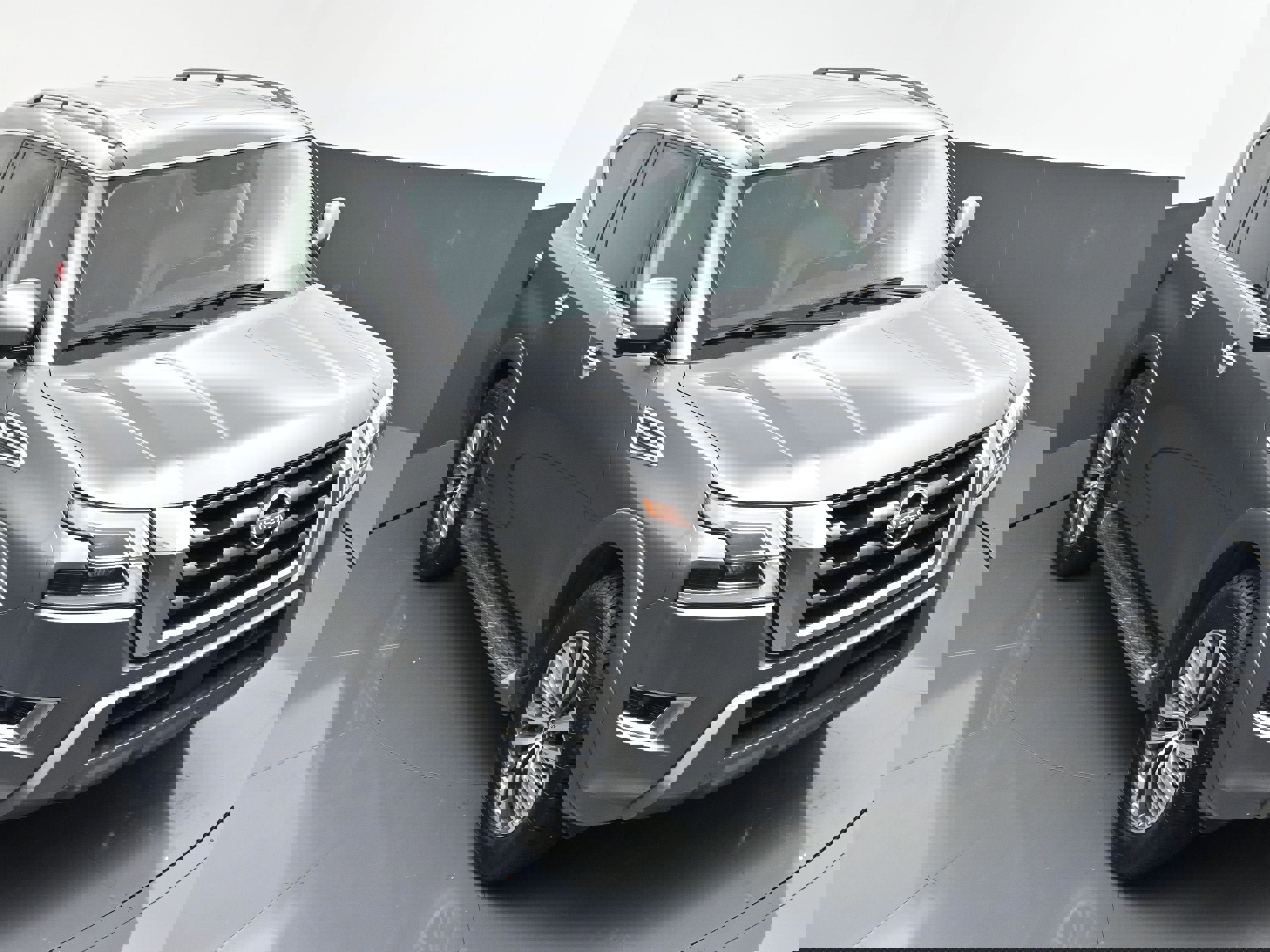 Used 2023 Nissan Armada SL image 39