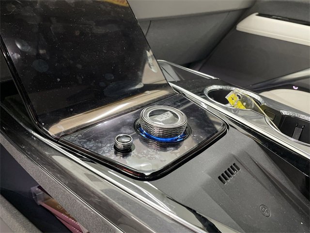 New 2025 Cadillac Escalade IQ Luxury 1 w/ LPO, Radiant Package image 23