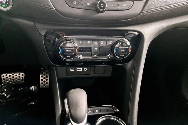 Used 2023 Buick Encore GX Select w/ Sport Touring Package image 32