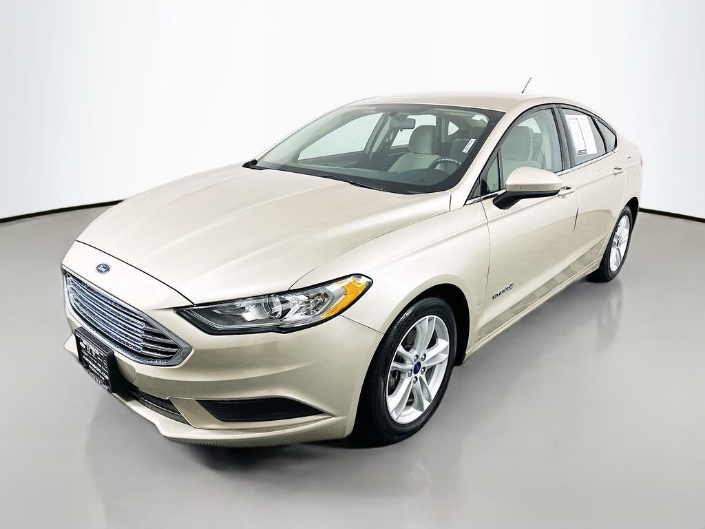 Used 2018 Ford Fusion S image 3