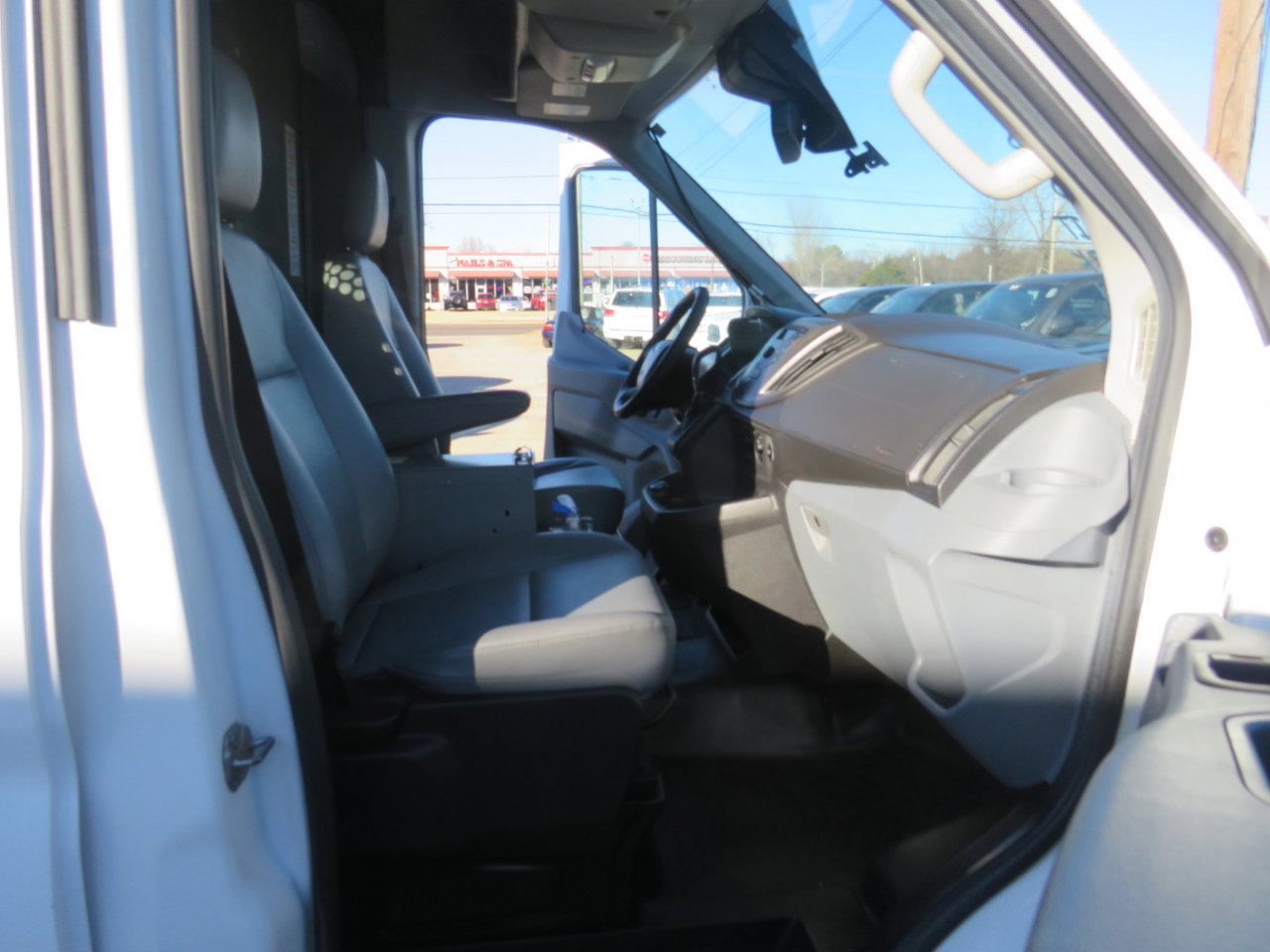 Used 2018 Ford Transit 350 148 Medium Roof image 24