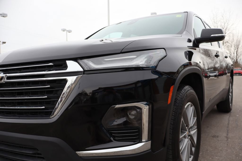 Used 2023 Chevrolet Traverse LT image 7