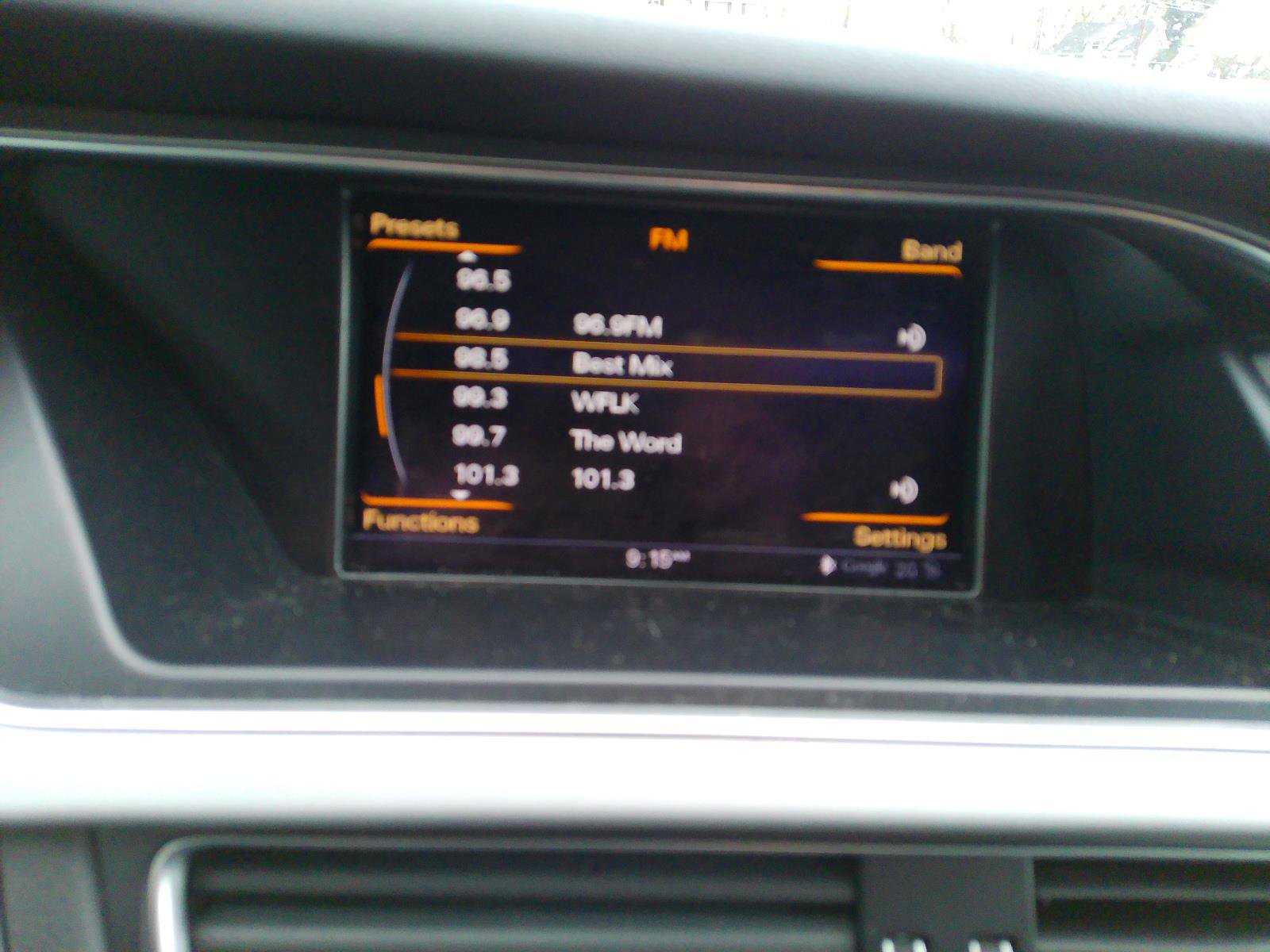 Used 2015 Audi A4 Premium Plus w/ Technology Package image 16