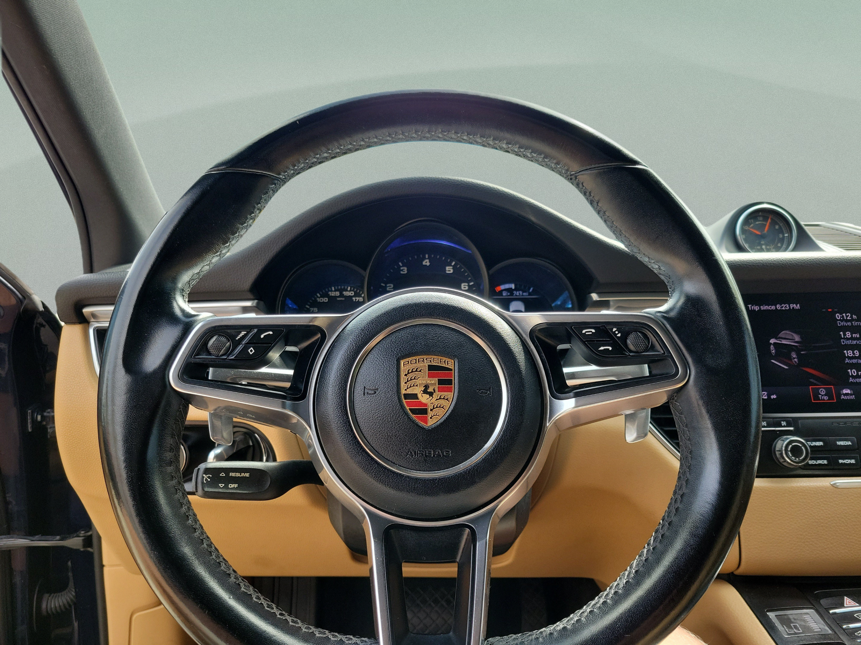 Used 2017 Porsche Macan AWD/4WD image 23