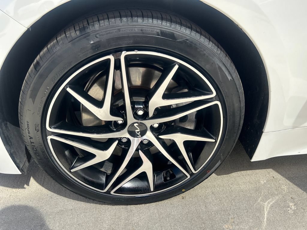Used 2022 Kia Stinger GT-Line AWD/4WD image 15