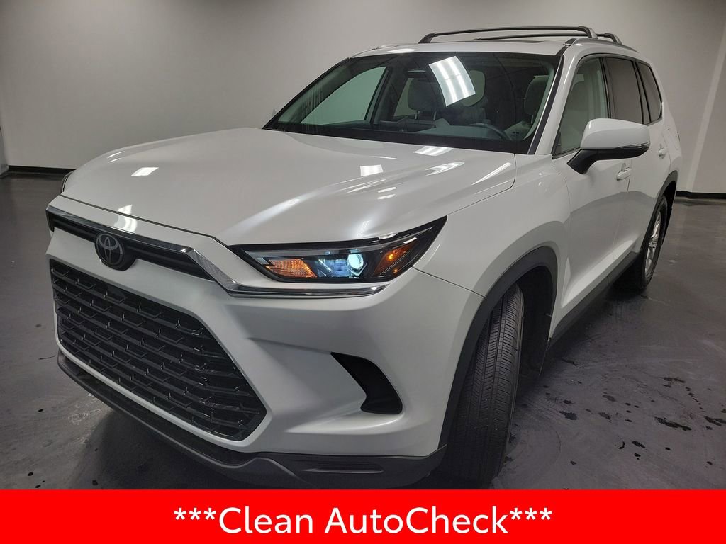 Used 2024 Toyota Grand Highlander XLE image 4