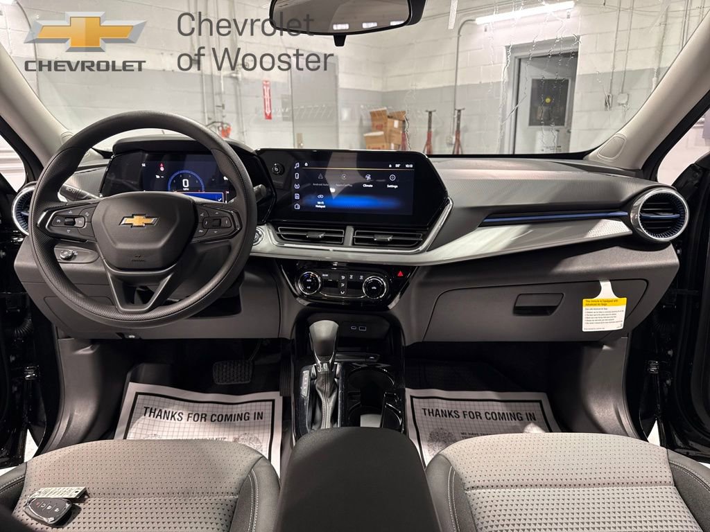 New 2026 Chevrolet Trax LT w/ LPO, Blackout Package image 28
