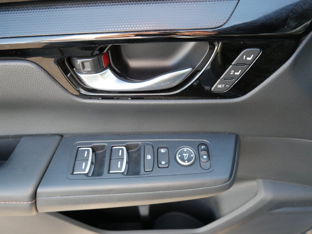 Used 2023 Honda CR-V Sport Touring image 17