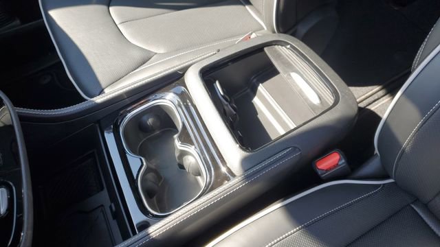 Certified 2026 Chrysler Pacifica Limited w/ S Appearance Package FWD image 21