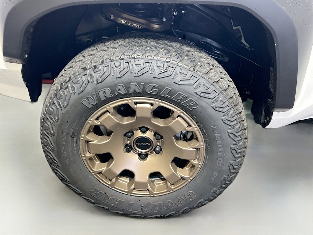 New 2026 Toyota Tacoma 4x4 Double Cab Hybrid w/ Tow Tech Package image 13