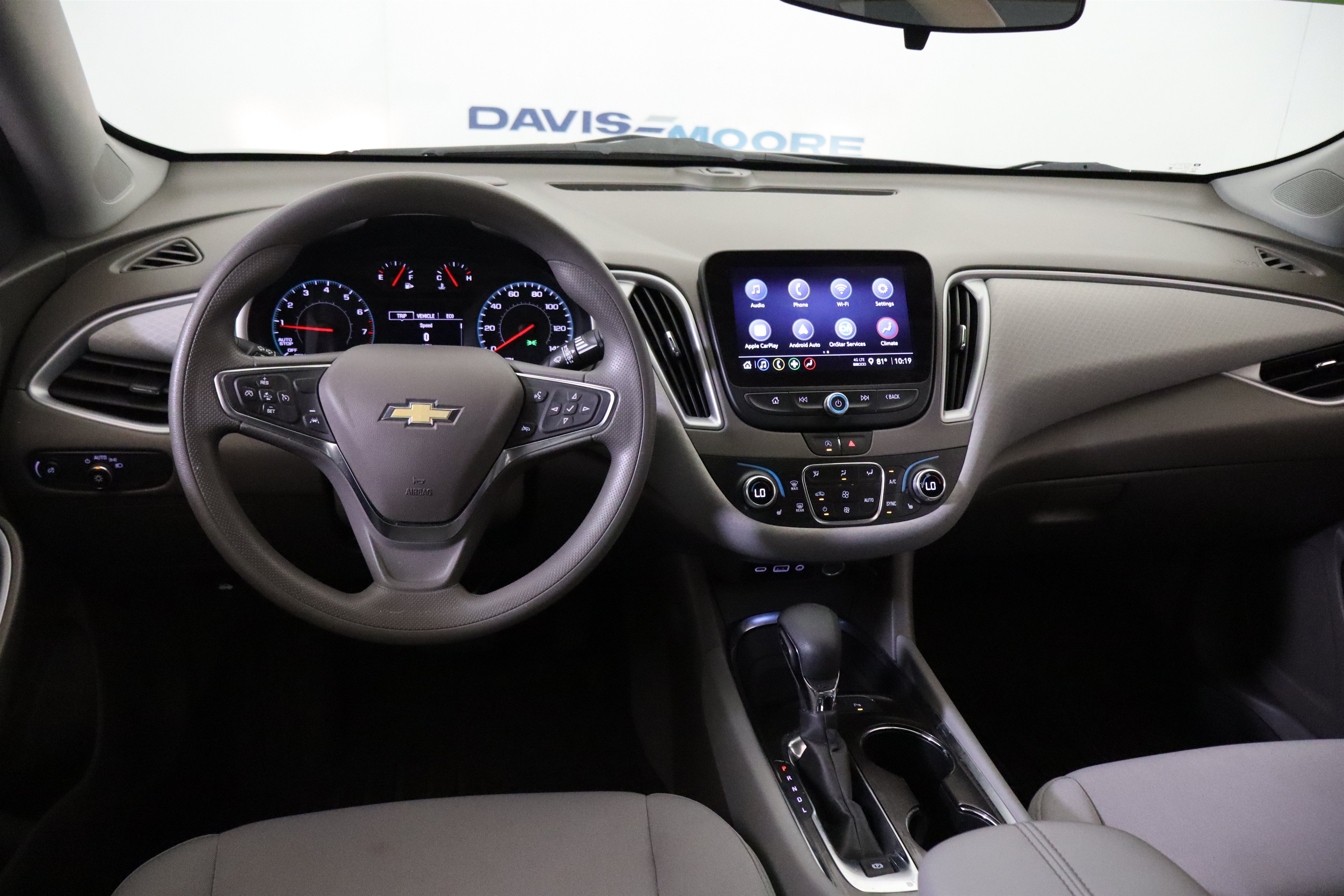 Used 2025 Chevrolet Malibu LT FWD image 17