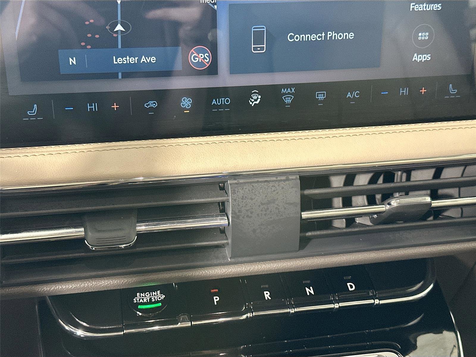 Used 2023 Lincoln Corsair Reserve image 17